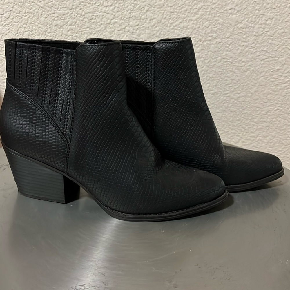 Black boots
